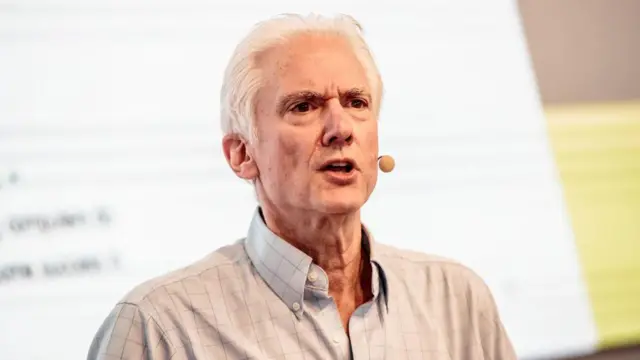 “后果将非常严重”:硅谷对AI泡沫破裂的担忧正在升温 - Jake blog 杰瑞·卡普兰 (Jerry Kaplan) 在一个活动中演说。